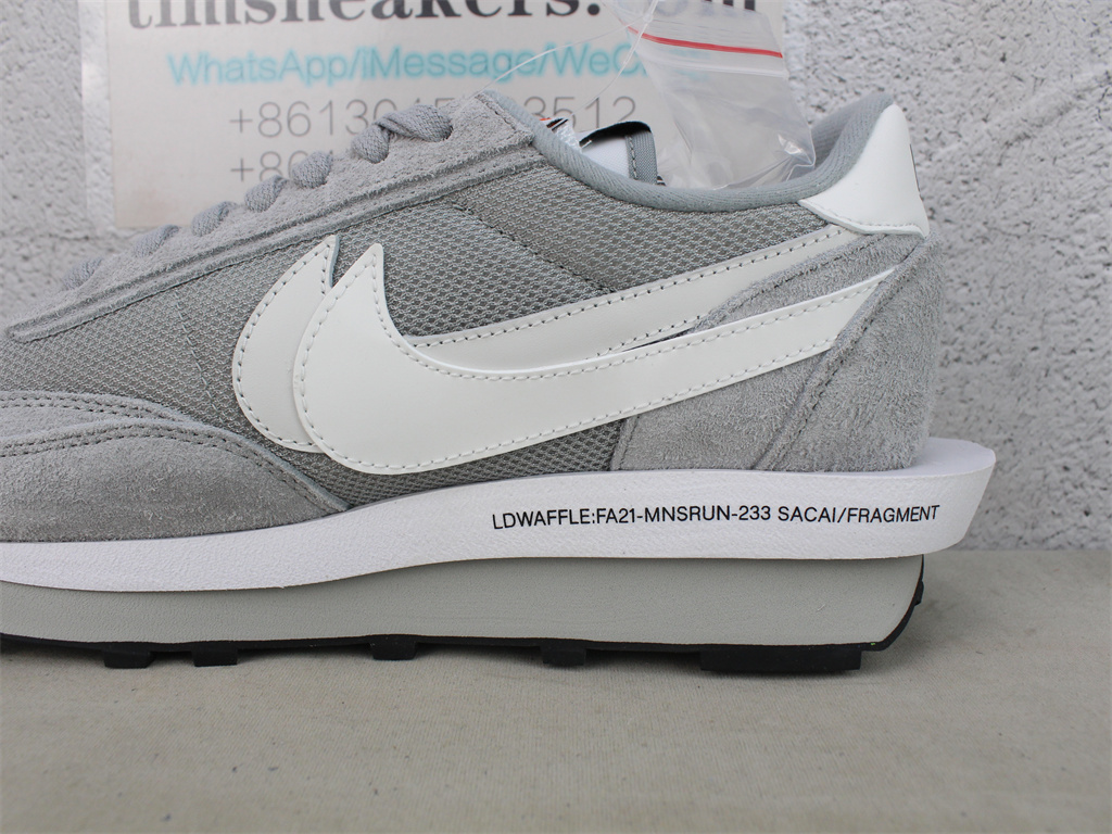Fragment x Sacai x Nike LDWaffle Light Smoke Grey DH2684 001